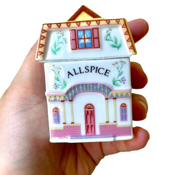 Lenox Other - Lenox Hill porcelain spice village - allspice